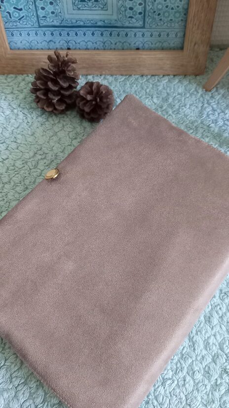 Protège coran en suédine format 25x17